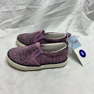 slip on sneakers